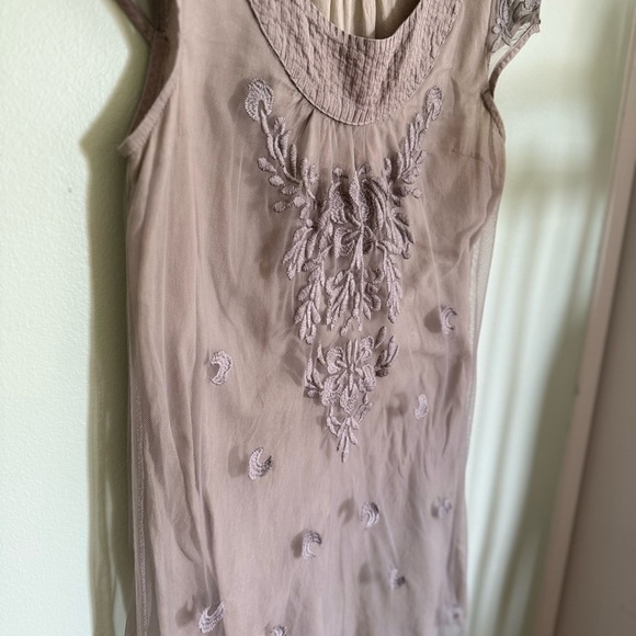 Chic Embroidered Mini Dress - Picture 3 of 7